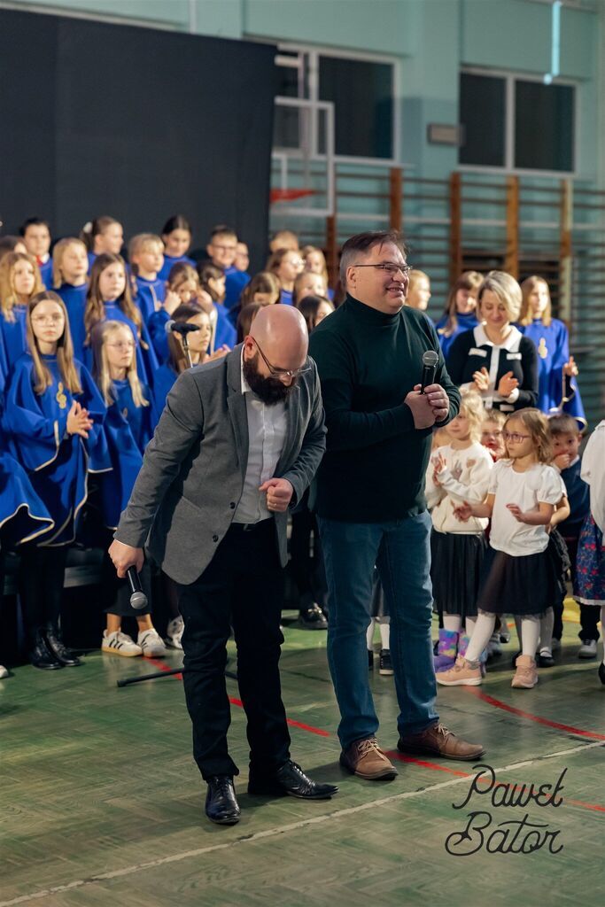 
                                                       Koncert pieśni patriotycznych 14
                                                