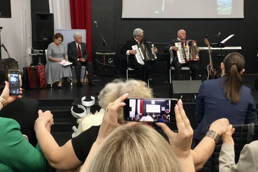 Sławomir Doraczyński podczas występu w duecie z Jerzym Kuną
