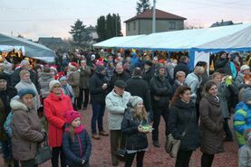 Kiermasz Bożonarodzeniowy na świeżym powietrzu 