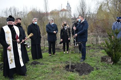 Rocznica zbrodni katyńskiej i tragedii smoleńskiej w Krasnymstawie