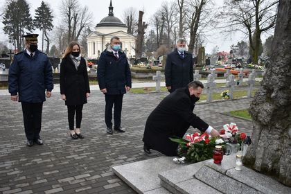 Rocznica zbrodni katyńskiej i tragedii smoleńskiej w Krasnymstawie