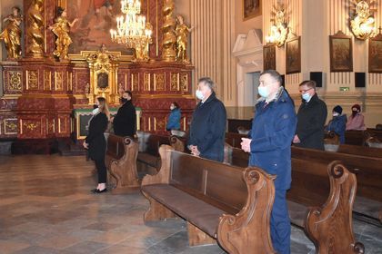 Rocznica zbrodni katyńskiej i tragedii smoleńskiej w Krasnymstawie