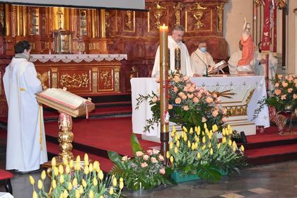 Rocznica zbrodni katyńskiej i tragedii smoleńskiej w Krasnymstawie