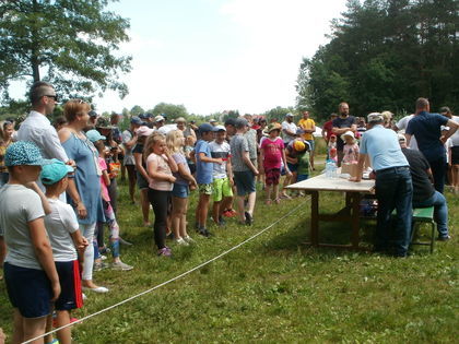 Zawody wędkarskie z okazji Dnia Dziecka 