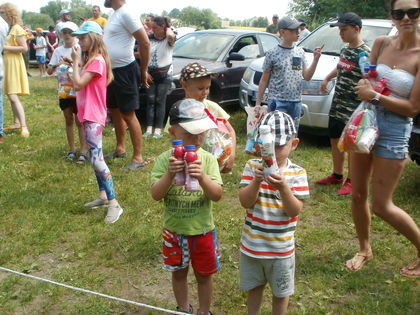 Zawody wędkarskie z okazji Dnia Dziecka 