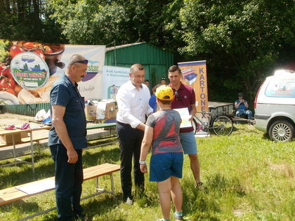 Zawody wędkarskie z okazji Dnia Dziecka 