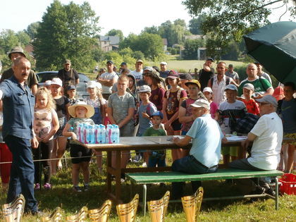 Zawody wędkarskie z okazji Dnia Dziecka 