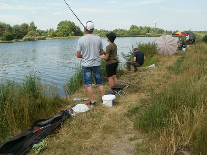 Zawody wędkarskie z okazji Dnia Dziecka 