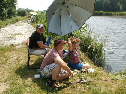 Zawody wędkarskie z okazji Dnia Dziecka 