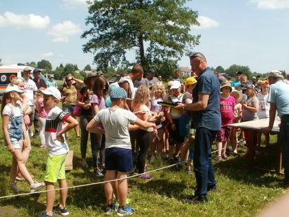 Zawody wędkarskie z okazji Dnia Dziecka 
