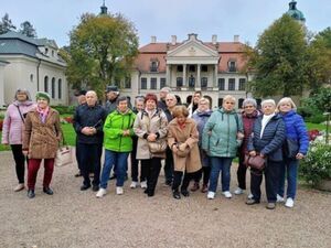 Senior ciekawy świata - wycieczka do Muzeum Zamoyskich w Kozłówce