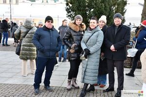 Otwarcie lodowiska, koncert kolęd i miejska wigilia 2024