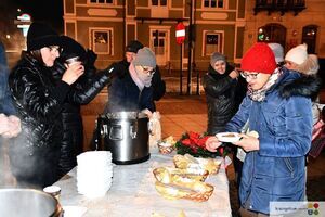 Otwarcie lodowiska, koncert kolęd i miejska wigilia 2024