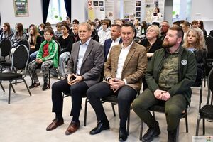 Przekazanie miastu sadzonek buka przez Zespół Lubelskich Parków Krajobrazowych