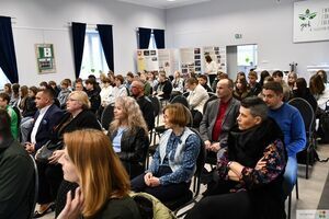 Przekazanie miastu sadzonek buka przez Zespół Lubelskich Parków Krajobrazowych