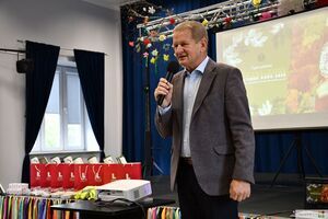 Przekazanie miastu sadzonek buka przez Zespół Lubelskich Parków Krajobrazowych