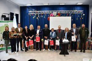 Przekazanie miastu sadzonek buka przez Zespół Lubelskich Parków Krajobrazowych