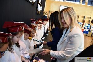Pasowanie pierwszoklasistów na uczniów SP nr 4