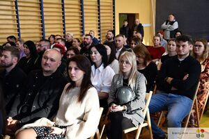 Pasowanie pierwszoklasistów na uczniów SP nr 4