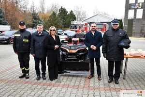 Przekazanie quada i defibrylatora dla OSP Krasnystaw