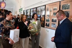 Uroczyste otwarcie wystawy „Bibliotekarze z pasją”
