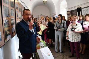 Uroczyste otwarcie wystawy „Bibliotekarze z pasją”