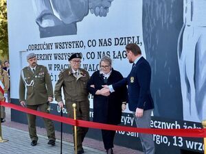 Odsłonięcie Muralu przy Szkole Podstawowej im. gen. W. Andersa w Nowem