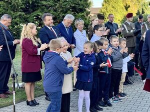 Odsłonięcie Muralu przy Szkole Podstawowej im. gen. W. Andersa w Nowem