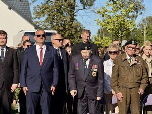 Odsłonięcie Muralu przy Szkole Podstawowej im. gen. W. Andersa w Nowem