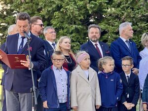 Odsłonięcie Muralu przy Szkole Podstawowej im. gen. W. Andersa w Nowem