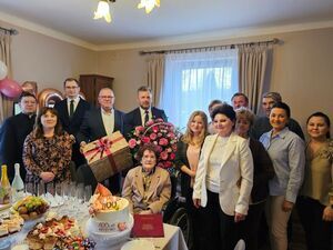 WYJĄTKOWY JUBILEUSZ: 100 LAT PANI KRYSTYNY!