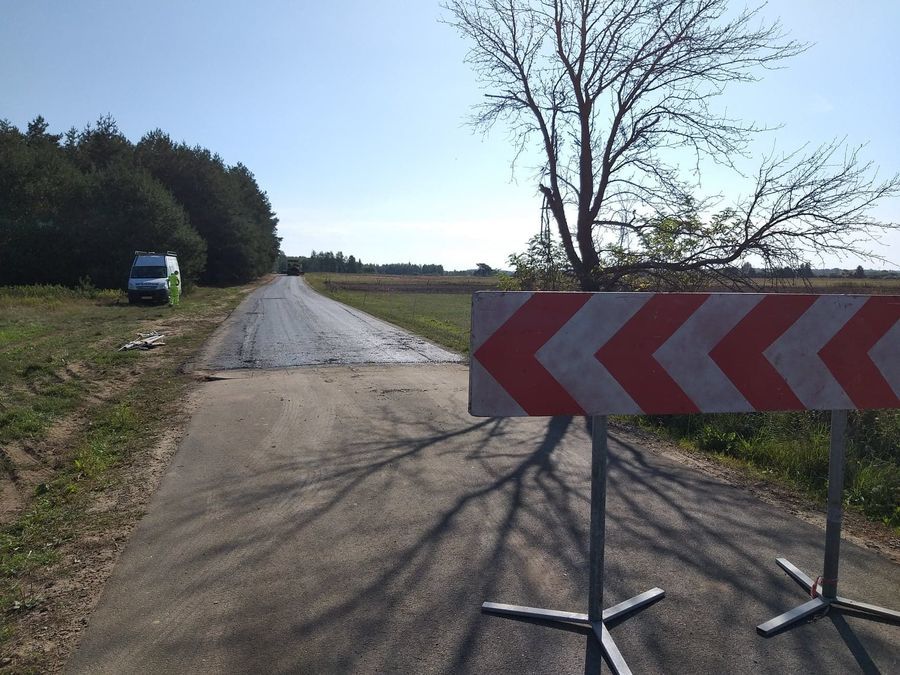 Przebudowa dróg gminnych w miejscowościach Bobowiska i Wólka Kątna