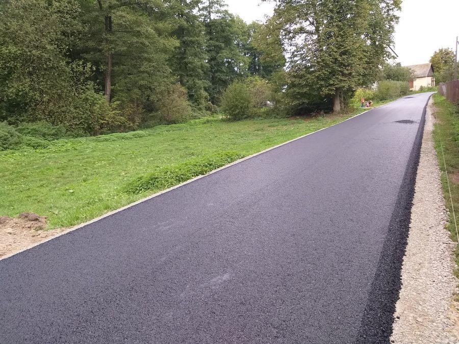 
                                                       Przebudowa dróg gminnych w miejscowościach Bobowiska i Wólka Kątna
                                                
