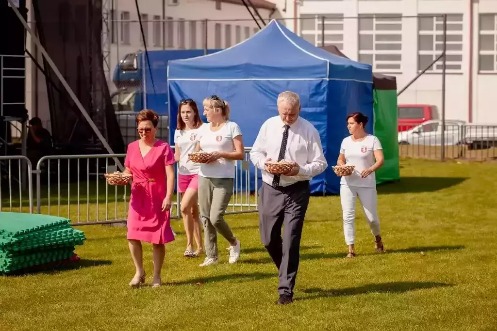 Dożynki Gminne - Niedźwiada 2023!