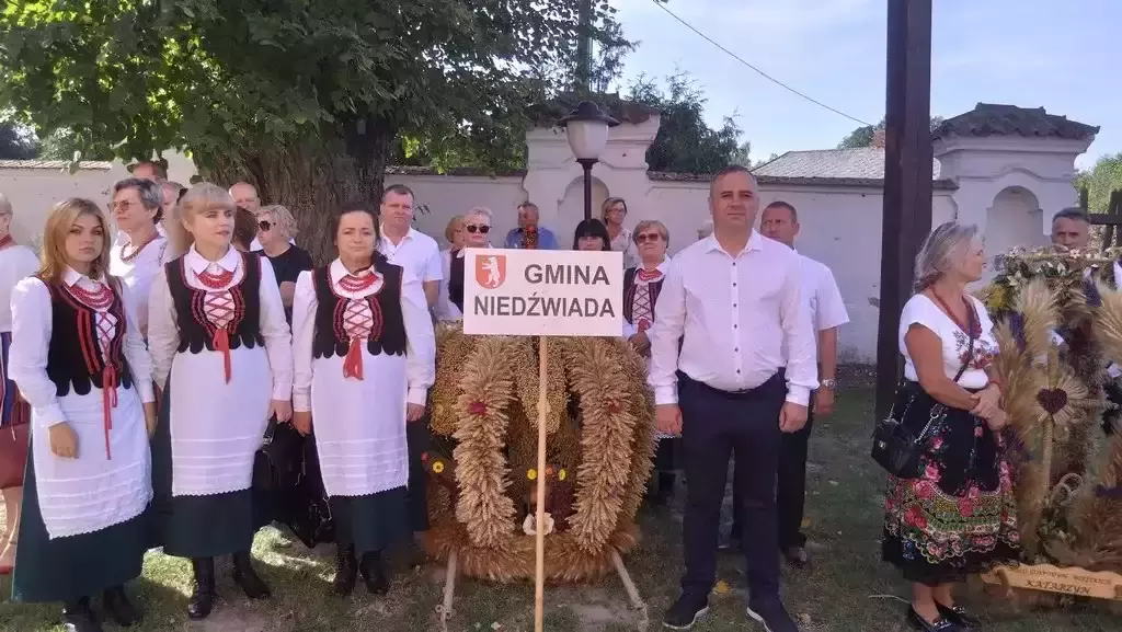 Gmina Niedźwiada na Dożynkach Powiatu Lubartowskiego w Ostrowie Lubelskim