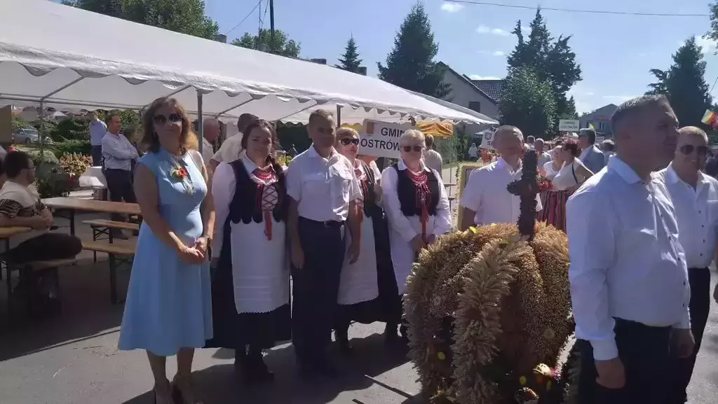 Gmina Niedźwiada na Dożynkach Powiatu Lubartowskiego w Ostrowie Lubelskim