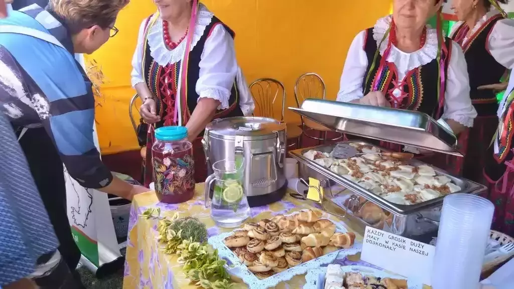 Gmina Niedźwiada na Dożynkach Powiatu Lubartowskiego w Ostrowie Lubelskim