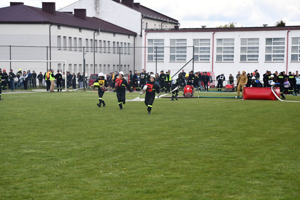 Gminne Zawody Sportowo-Pożarnicze OSP w Niedźwiadzie