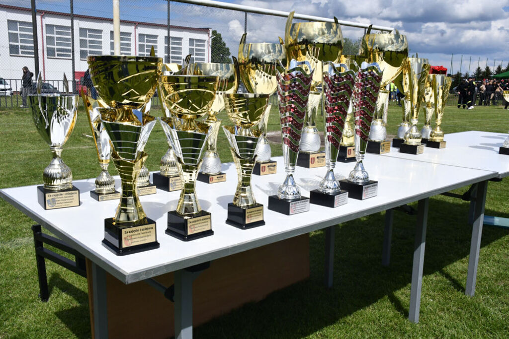 Gminne Zawody Sportowo-Pożarnicze OSP w Niedźwiadzie