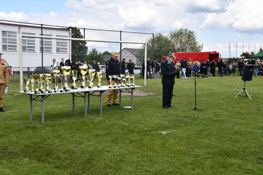 Gminne Zawody Sportowo-Pożarnicze OSP w Niedźwiadzie