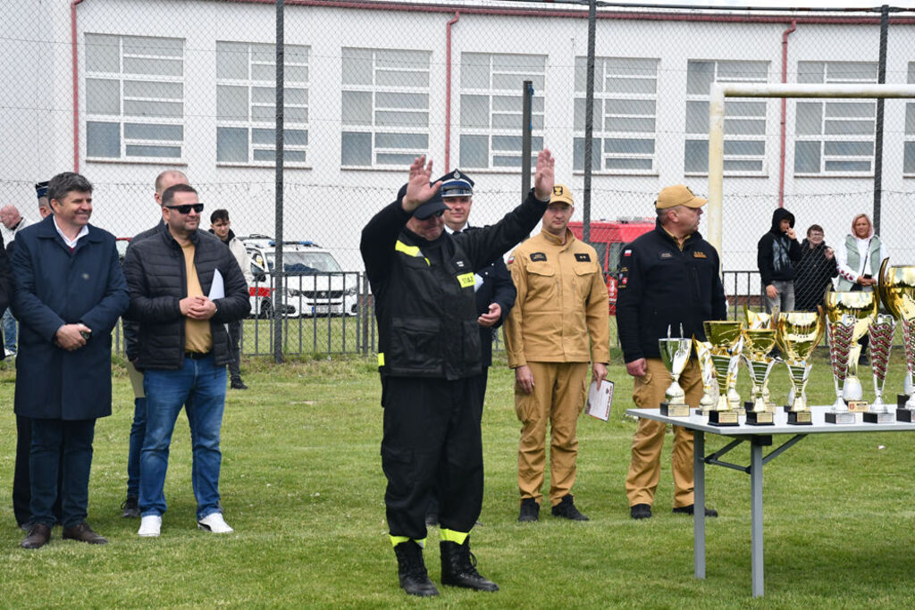 Gminne Zawody Sportowo-Pożarnicze OSP w Niedźwiadzie