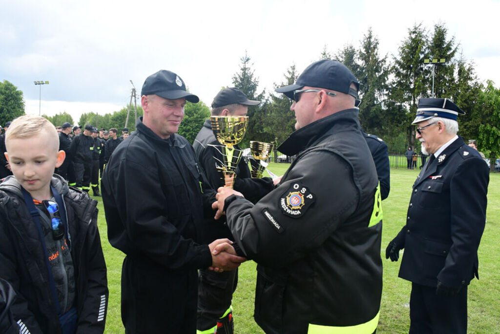 Gminne Zawody Sportowo-Pożarnicze OSP w Niedźwiadzie