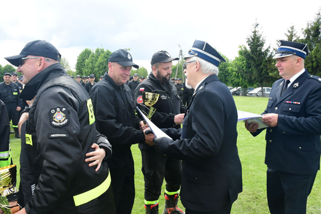 Gminne Zawody Sportowo-Pożarnicze OSP w Niedźwiadzie
