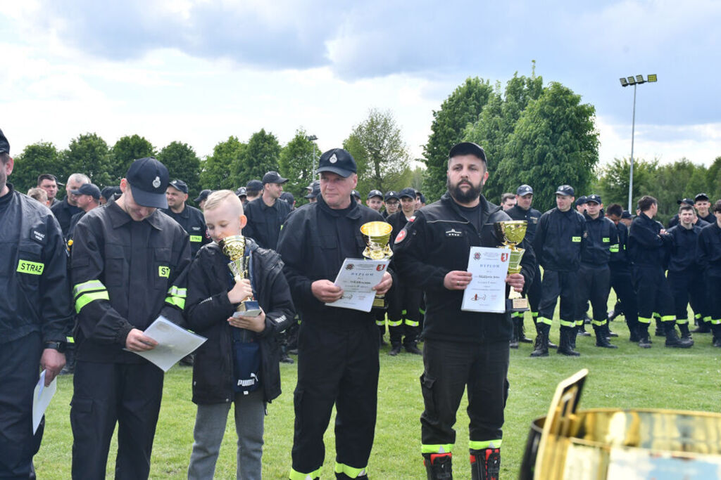 Gminne Zawody Sportowo-Pożarnicze OSP w Niedźwiadzie