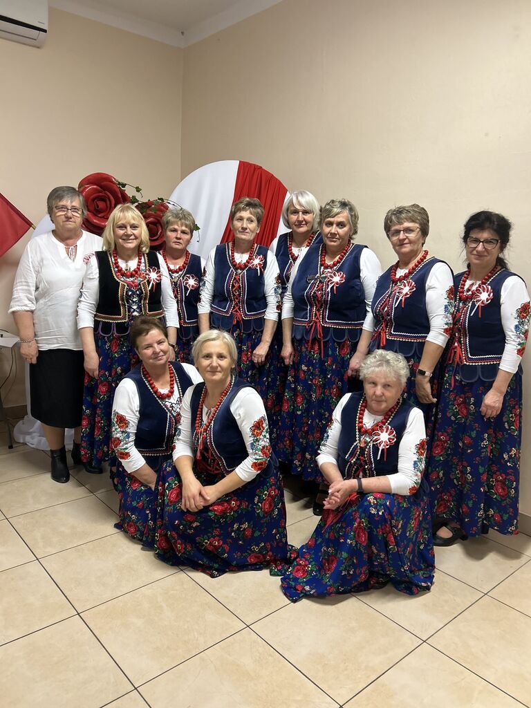 Uroczyste Obchody Święta Niepodległości zorganizowane przez Koło Gospodyń Wiejskich w Tarle