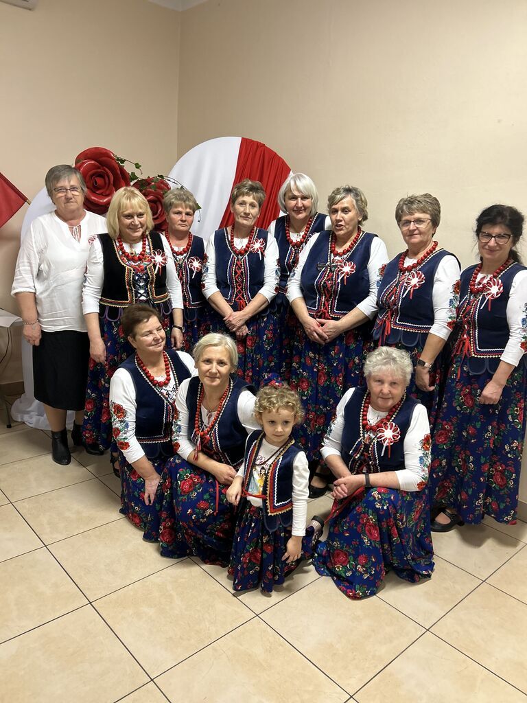 Uroczyste Obchody Święta Niepodległości zorganizowane przez Koło Gospodyń Wiejskich w Tarle