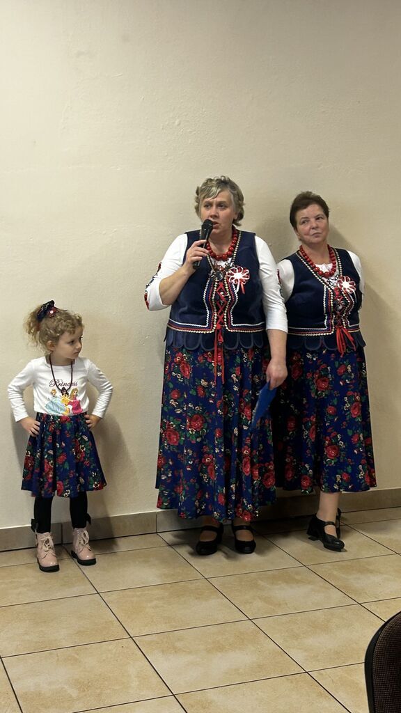 Uroczyste Obchody Święta Niepodległości zorganizowane przez Koło Gospodyń Wiejskich w Tarle