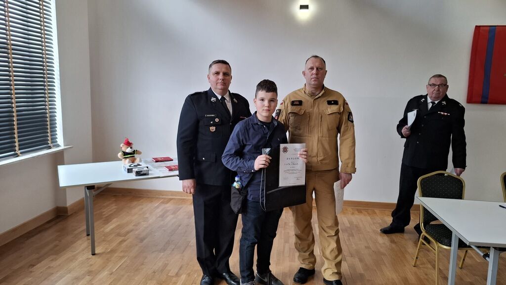 Eliminacje gminne 45 edycji Ogólnopolskiego Turnieju Wiedzy Pożarniczej pod hasłem „Młodzież Zapobiega Pożarom“ .