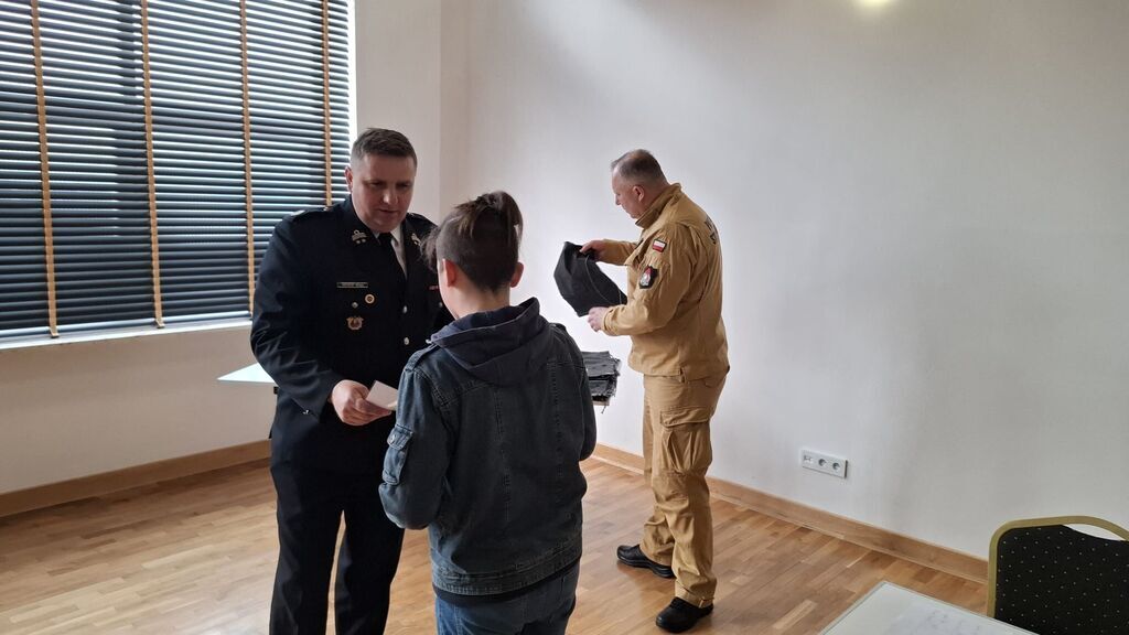 Eliminacje gminne 45 edycji Ogólnopolskiego Turnieju Wiedzy Pożarniczej pod hasłem „Młodzież Zapobiega Pożarom“ .