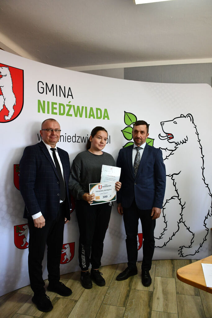 Uroczyste wręczenie nagród sportowcom z terenu Gminy Niedźwiada